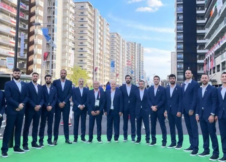 کت و شلوار زاگرس پوش بر قامت پرچمدار ایران در المپیک